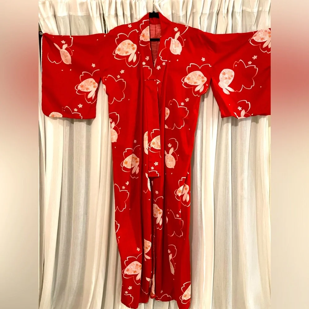 Vintage bunny kimono - Picture 1 of 4